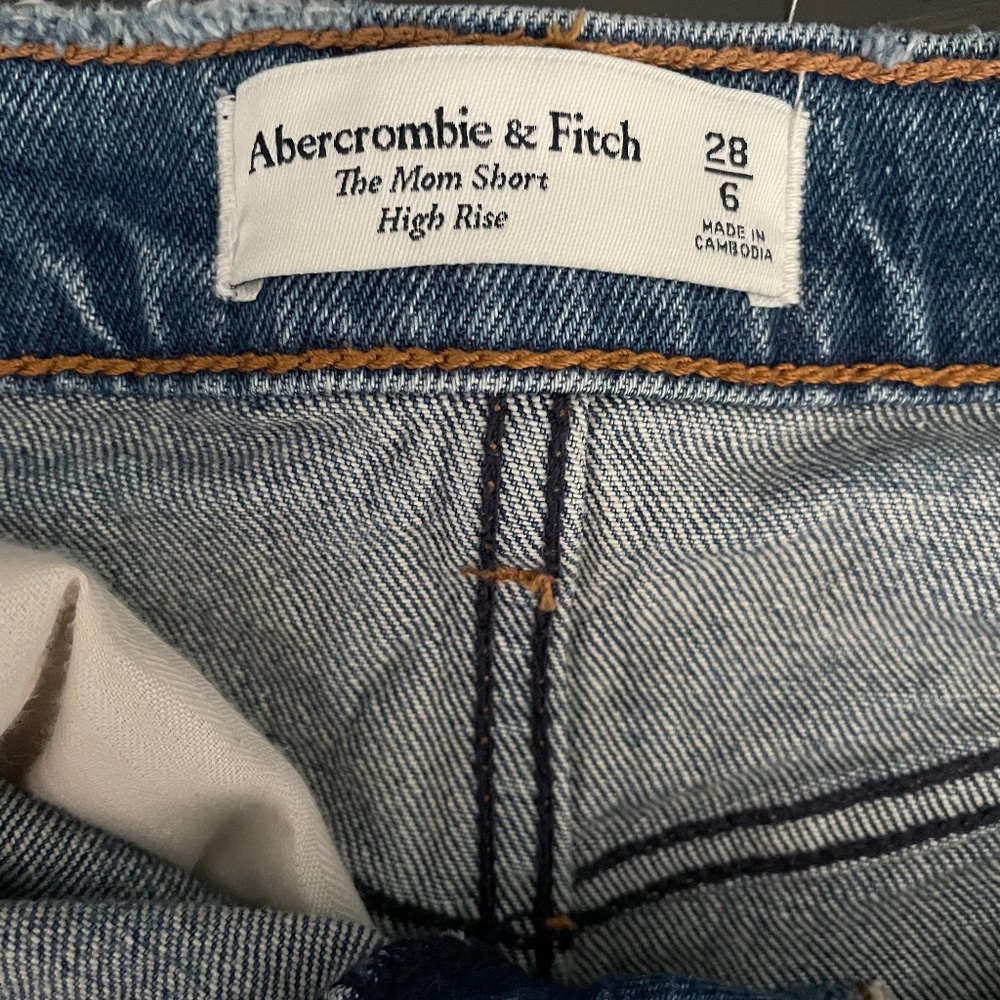 Abercrombie High Rise Mom Shorts